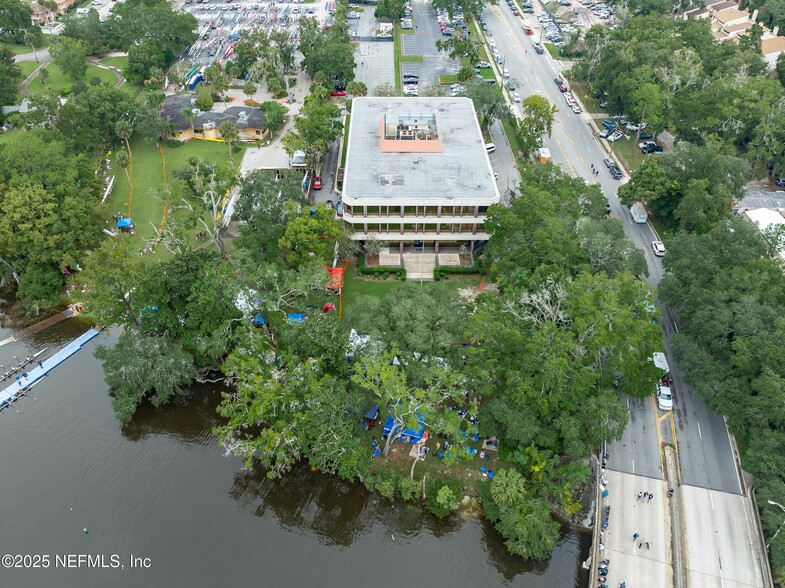 More Photos Of 644 Cesery Blvd, Jacksonville Medical For Sale