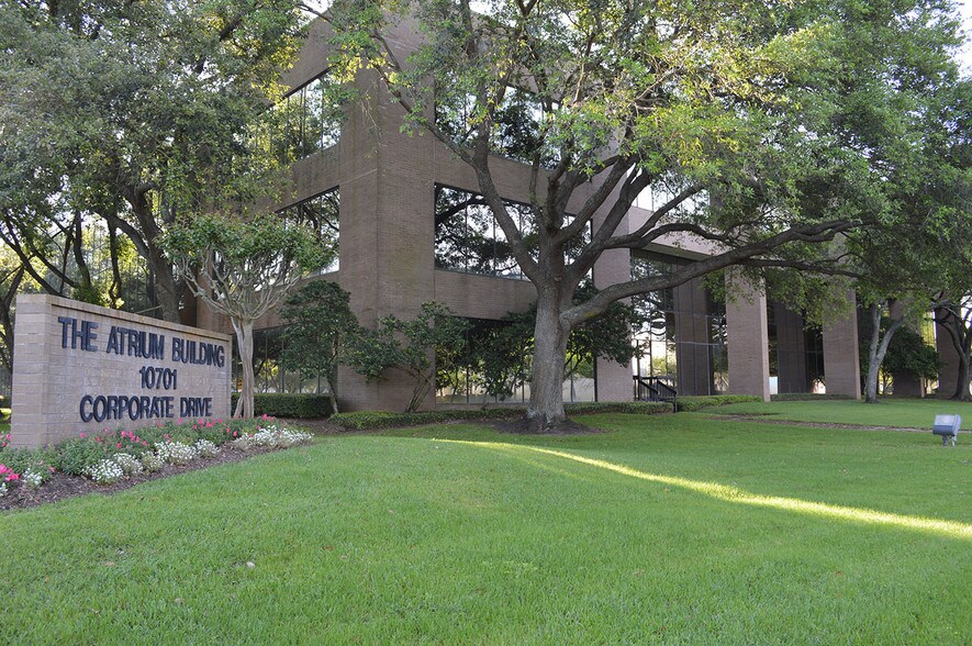 More Photos Of 10701 Corporate Dr, Stafford Office For Lease