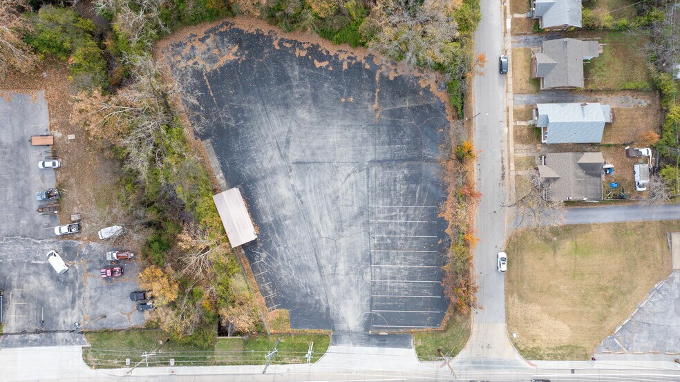 More Photos Of 7014 Saint Charles Rock Rd, Saint Louis Land For Sale