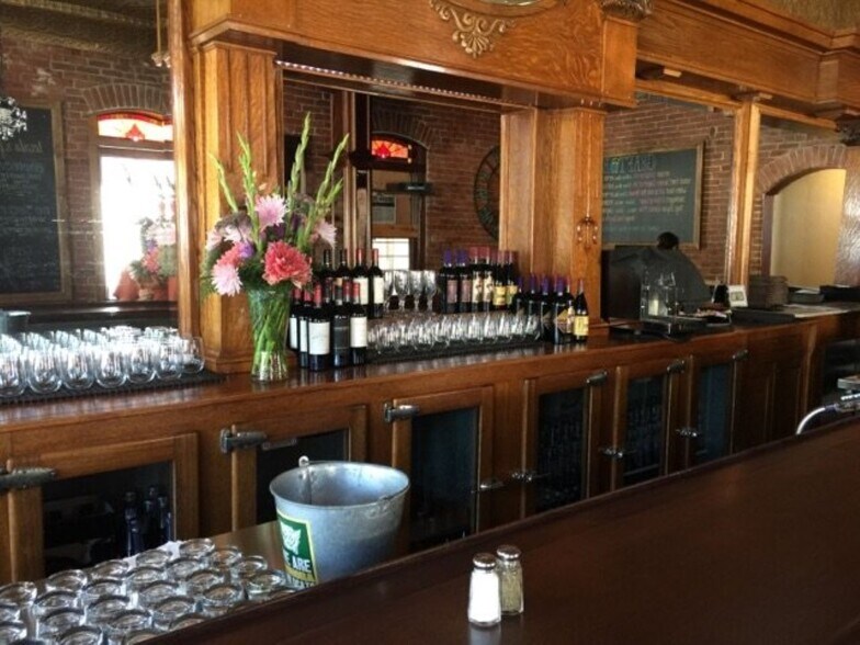 More Photos Of 18242 Main St, Jamestown Restaurant For Sale