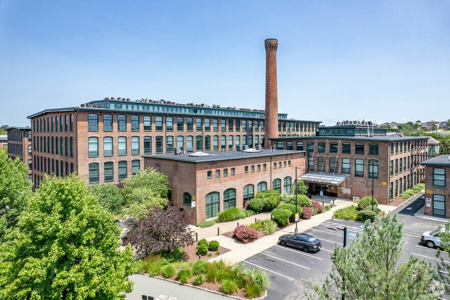 More Photos Of 166 Valley St, Providence Apartments For Sale