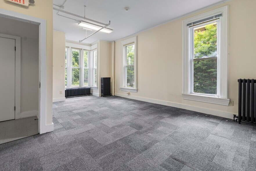 More Photos Of 40 E Main St, Canton Apartments For Sale