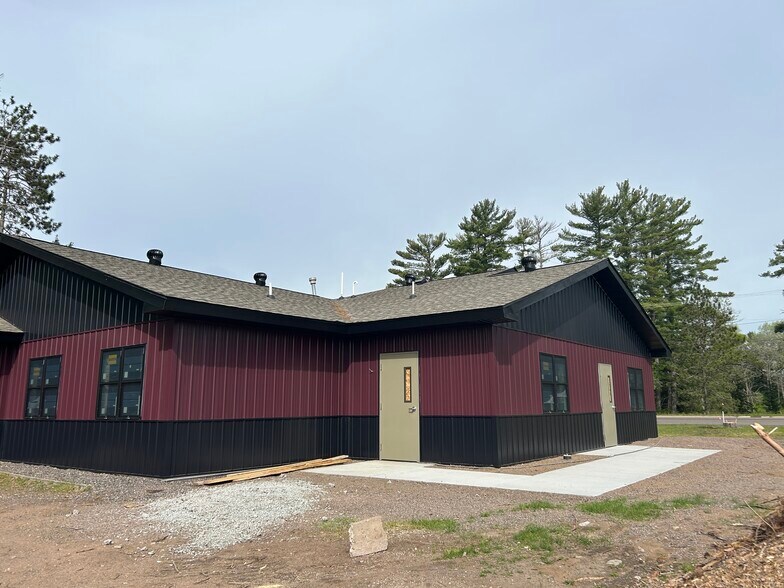 More Photos Of 10186 State Road 27, Hayward Office For Lease