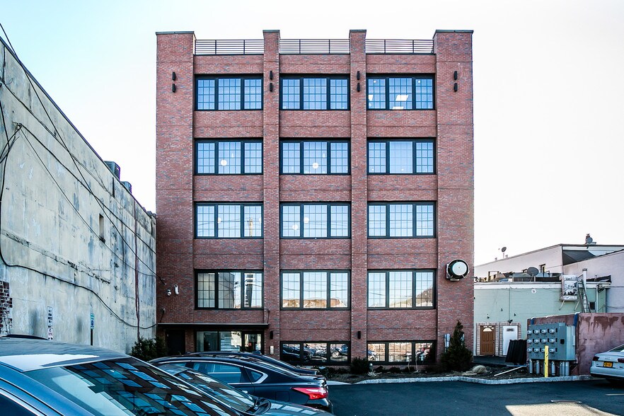 More Photos Of 74 Lafayette Ave, Suffern Storefront Retail Office For Lease