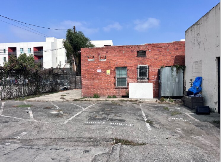 More Photos Of 2500-2514 Cesar E Chavez, Los Angeles Storefront For Sale