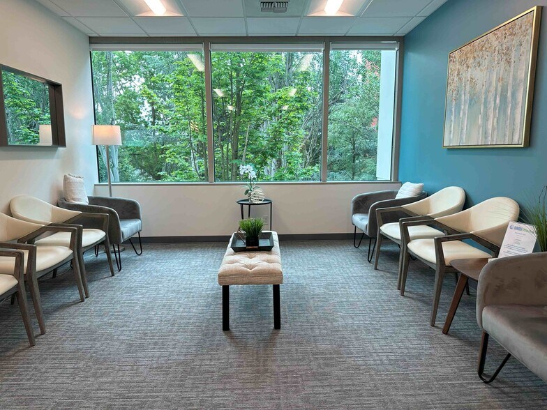More Photos Of 600 Broadway, Seattle Medical For Lease