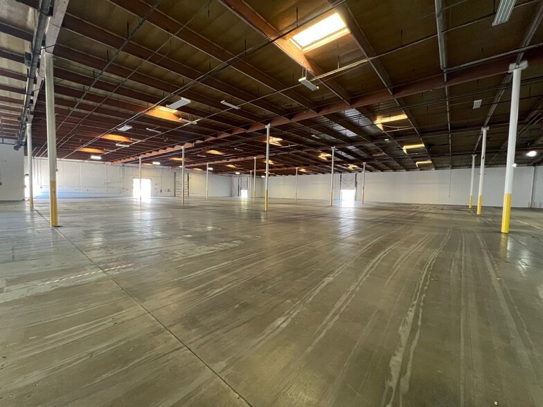 More Photos Of 1141 California Ave, Corona Warehouse For Sale