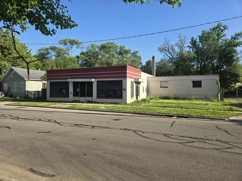 Primary Photo Of 655 Lake St, Kalamazoo Office For Sale