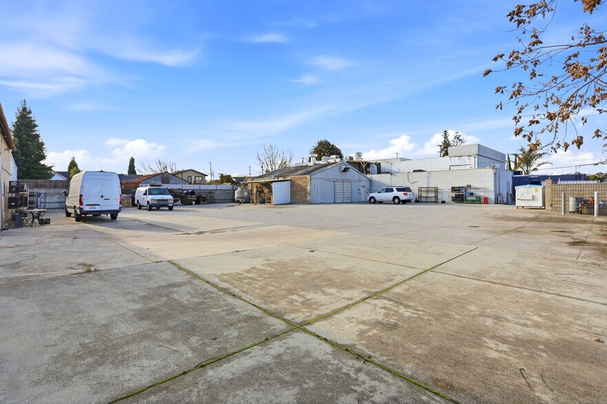 More Photos Of 1266 E Julian St, San Jose Food Processing For Sale