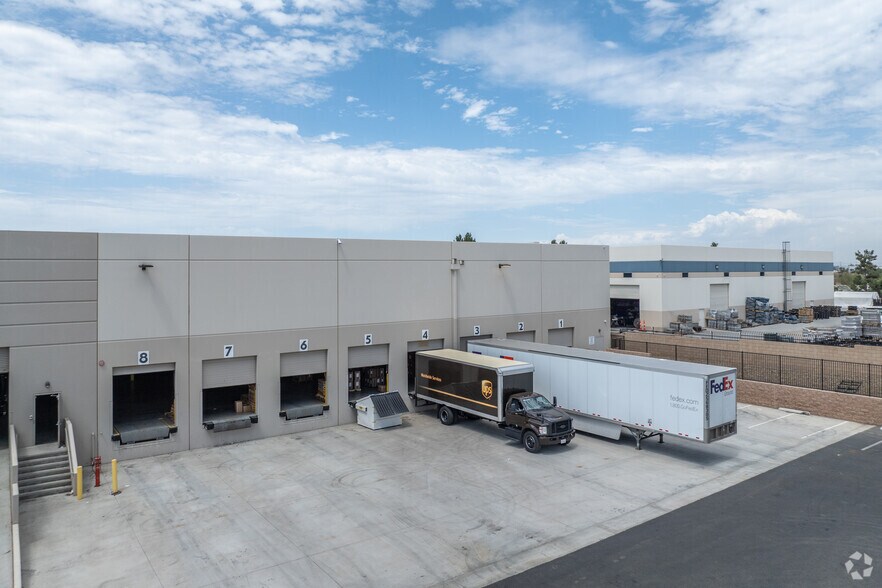 More Photos Of 19103 Messenia Ln, Perris Warehouse For Lease