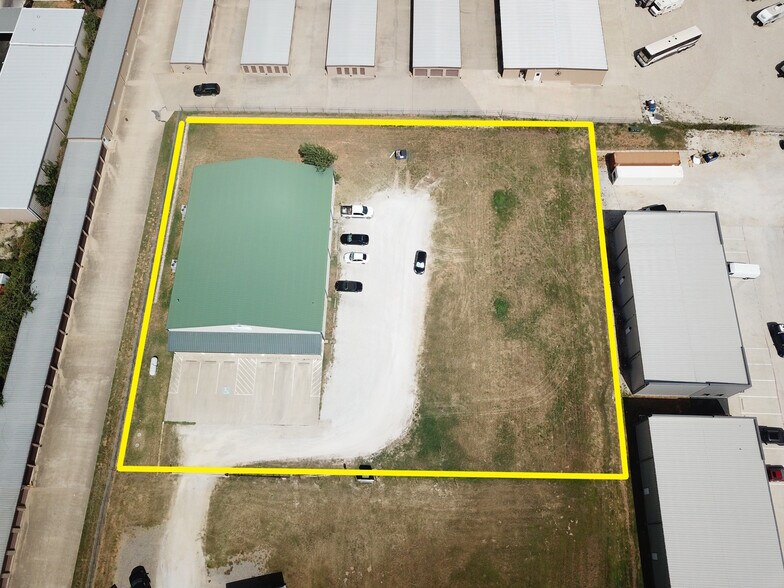 More Photos Of 4760 US Highway 377 S, Aubrey Light Manufacturing For Lease