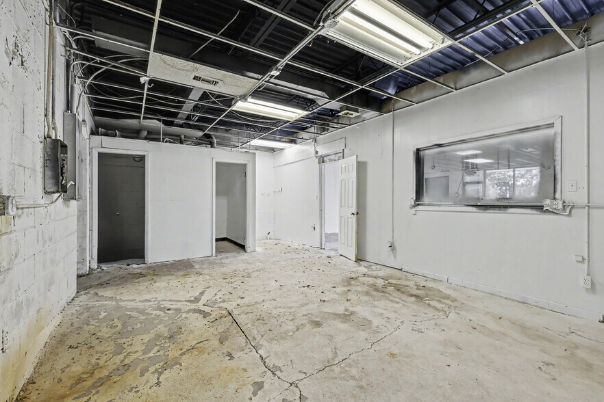 More Photos Of 22909-22917 Van Born Rd, Taylor Freestanding For Sale