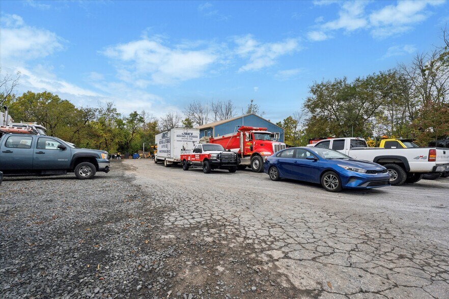 More Photos Of 901 Township Line Rd, Phoenixville Auto Repair For Sale