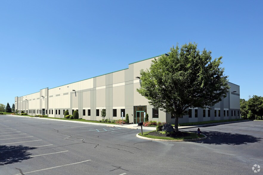 More Photos Of 10 E Park Dr, Westampton Unknown For Lease