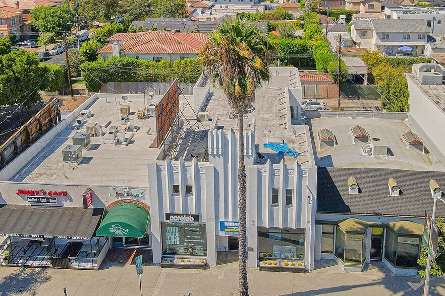 More Photos Of 7223 Beverly Blvd, Los Angeles Storefront Retail Office For Sale