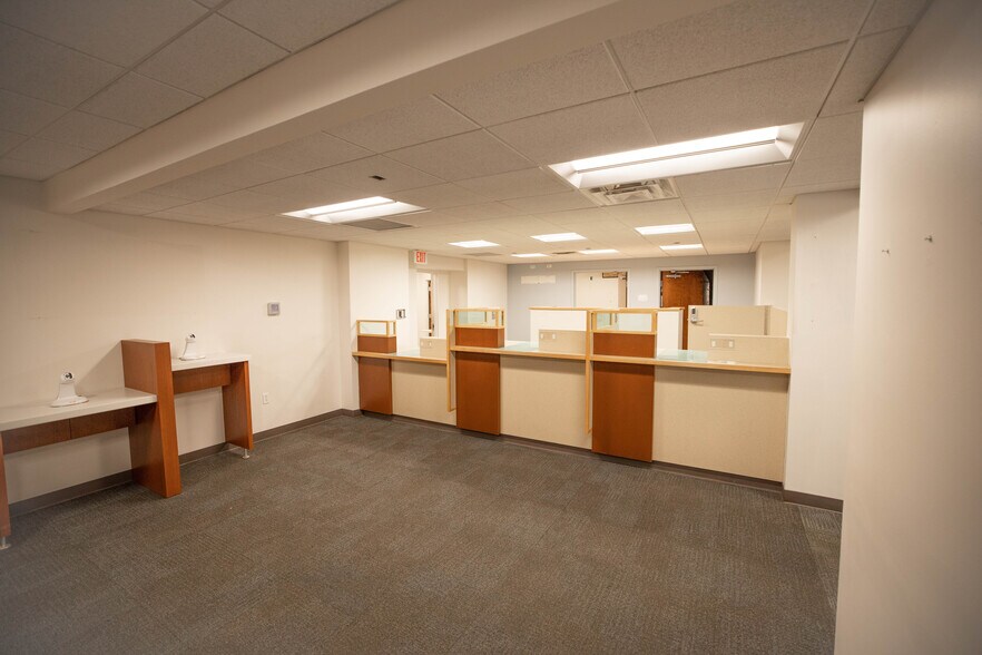 More Photos Of 505 E Green St, Champaign Office For Lease