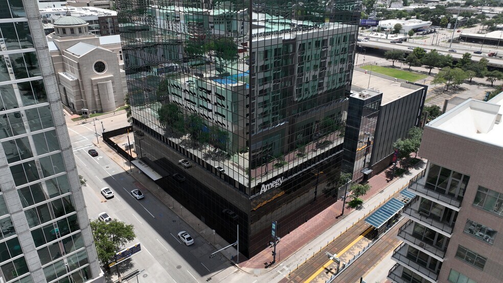 More Photos Of 1801 Main St, Houston Office For Lease