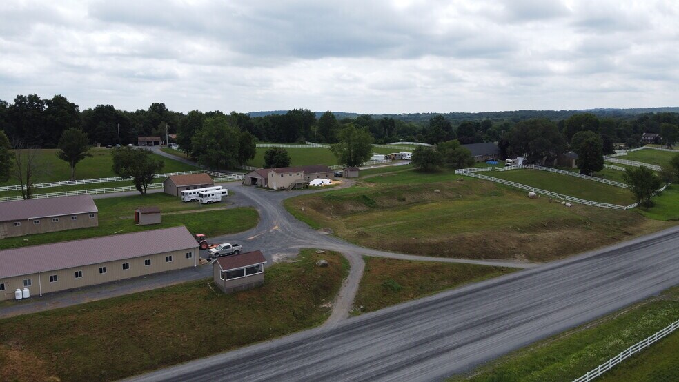More Photos Of 261 Bullville Rd, Montgomery Horse Stables For Sale
