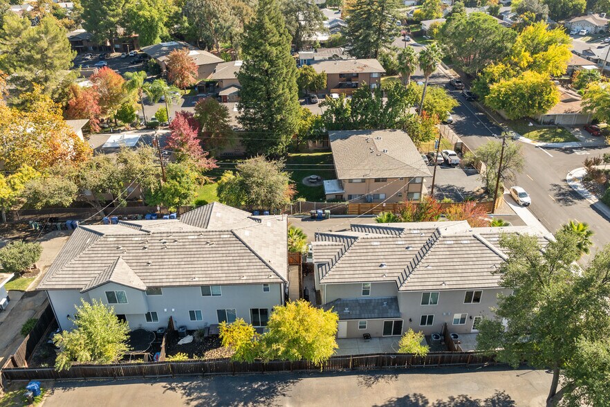 More Photos Of 5841 Del Campo Ln, Carmichael Multifamily For Sale