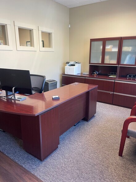 More Photos Of 3591 Sacramento Dr, San Luis Obispo Office For Sale