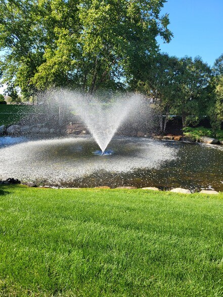 More Photos Of 7300 147th St W, Apple Valley Office For Lease