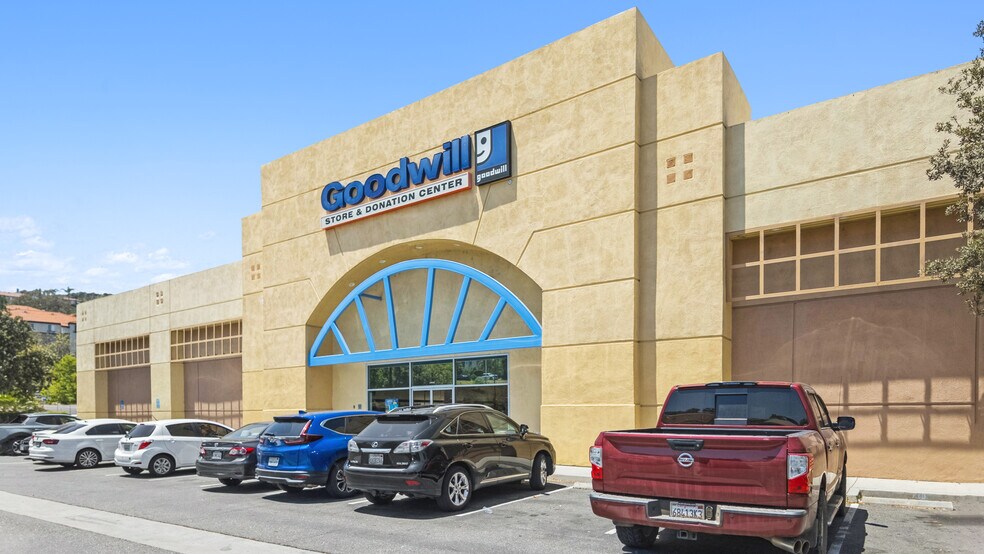 Primary Photo Of 24840 Pico Canyon Rd, Santa Clarita Freestanding For Sale