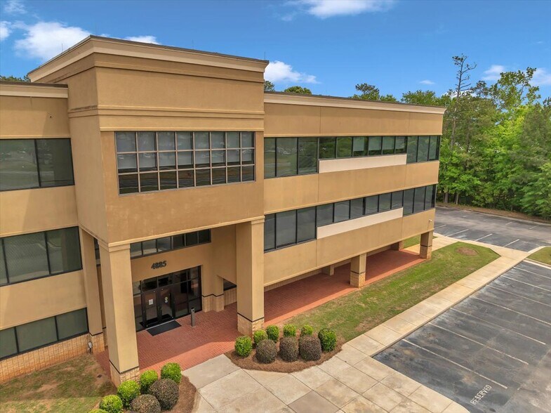 More Photos Of 4885 Riverside Dr, Macon-Bibb Office For Sale