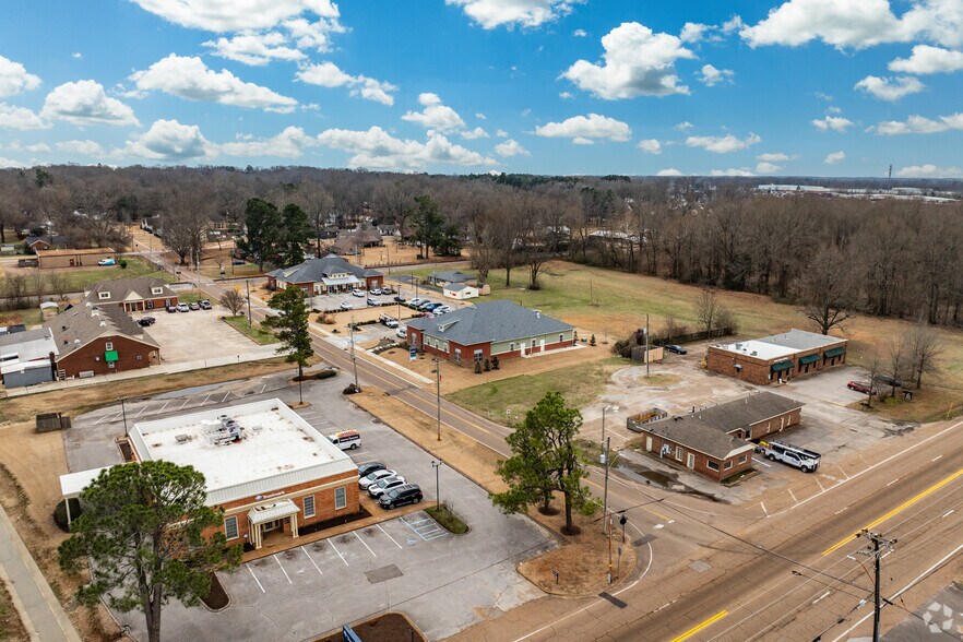 More Photos Of 6245 Greenlee St, Arlington Office For Sale