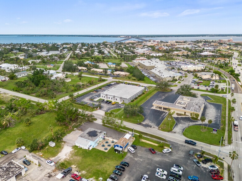 More Photos Of 150 W McKenzie St, Punta Gorda Medical For Lease