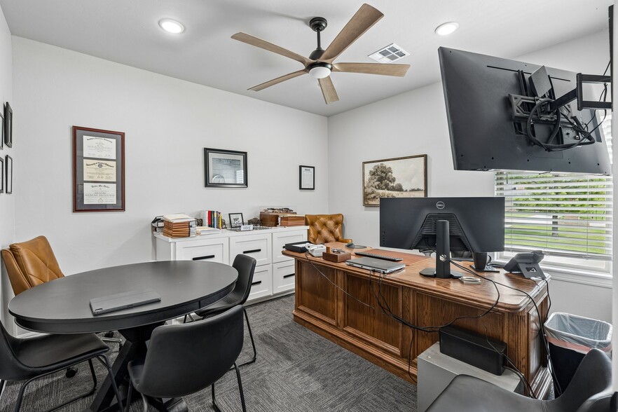 More Photos Of 11514-11529 Cottage Ln, Jones Apartments For Sale