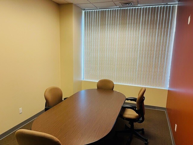 More Photos Of 3033 Express Dr N, Islandia Office For Lease