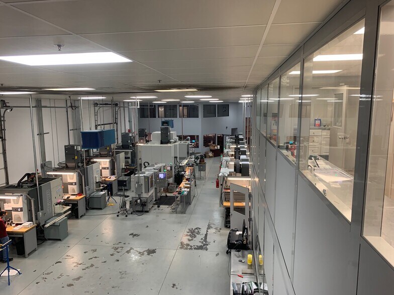 More Photos Of 301-315 Camars Dr, Warminster Light Manufacturing For Sale