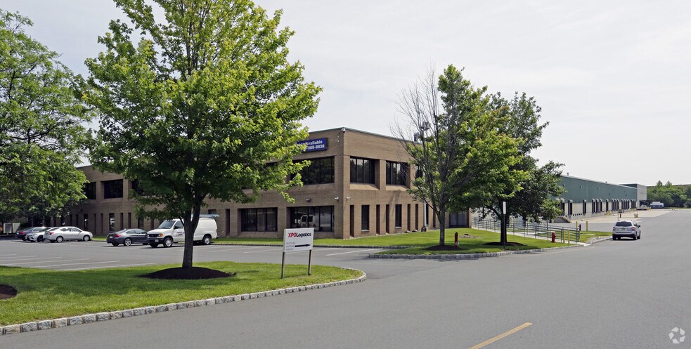 Primary Photo Of 180 Raritan Center Pky, Edison Warehouse For Lease