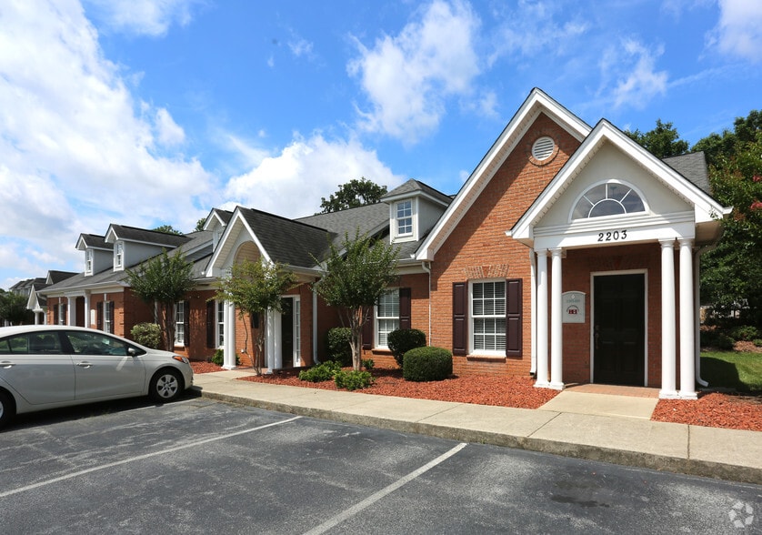 More Photos Of 2203 Eastchester Dr, High Point Medical For Sale