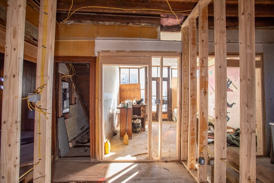 More Photos Of 11 E Hill Rd, Covington Apartments For Sale