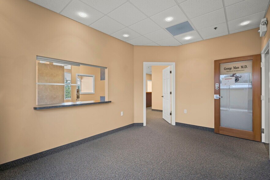 More Photos Of 645 Sierra Rose Dr, Reno Medical For Lease