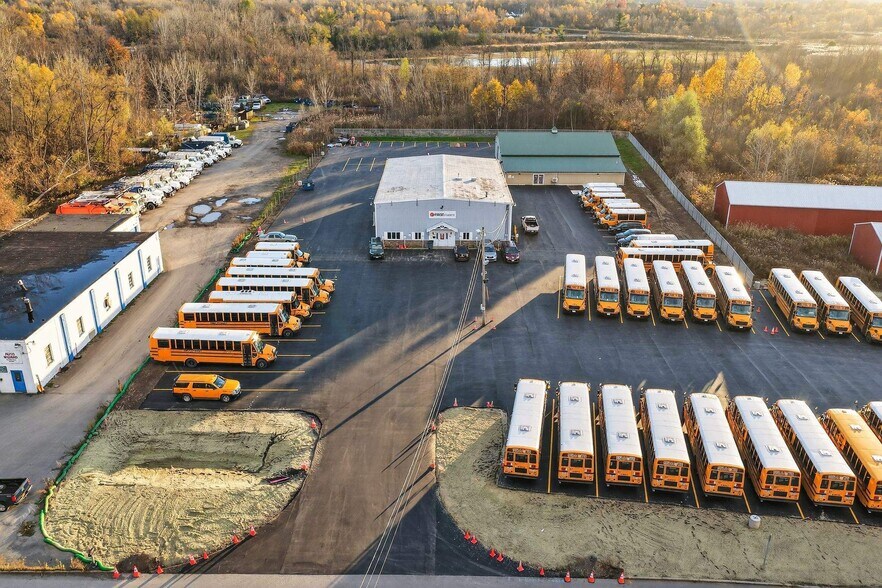 More Photos Of 6700 Martin St, Rome Flex For Sale