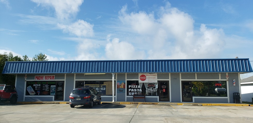 Primary Photo Of 1701 Doyle Rd, Deltona Storefront Retail Office For Lease