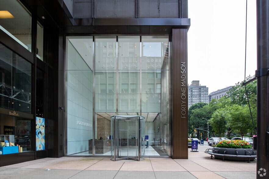 More Photos Of 41 Madison Ave, New York Office For Lease