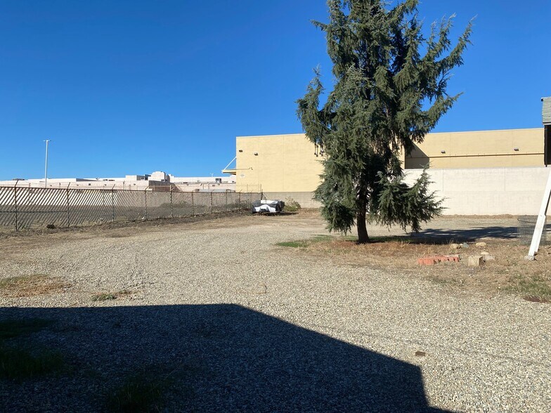 More Photos Of 2445 N Towne Ave, Pomona Land For Sale