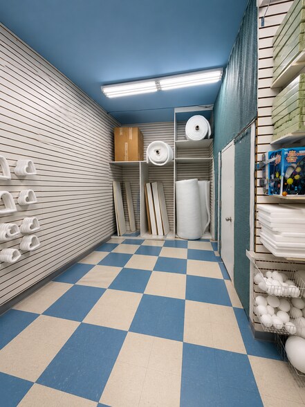 More Photos Of 1887 Third Ave, New York Storefront For Lease