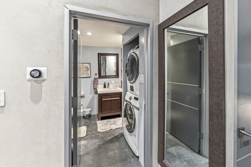 More Photos Of 2459 Lombard St, San Francisco Storefront Retail Residential For Sale