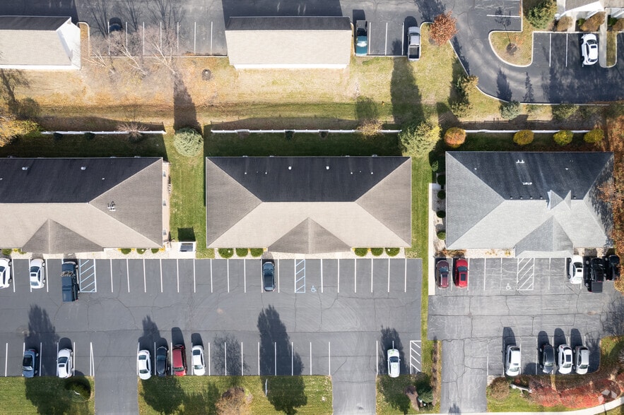 More Photos Of 5942 Renaissance Pl, Toledo Office For Sale