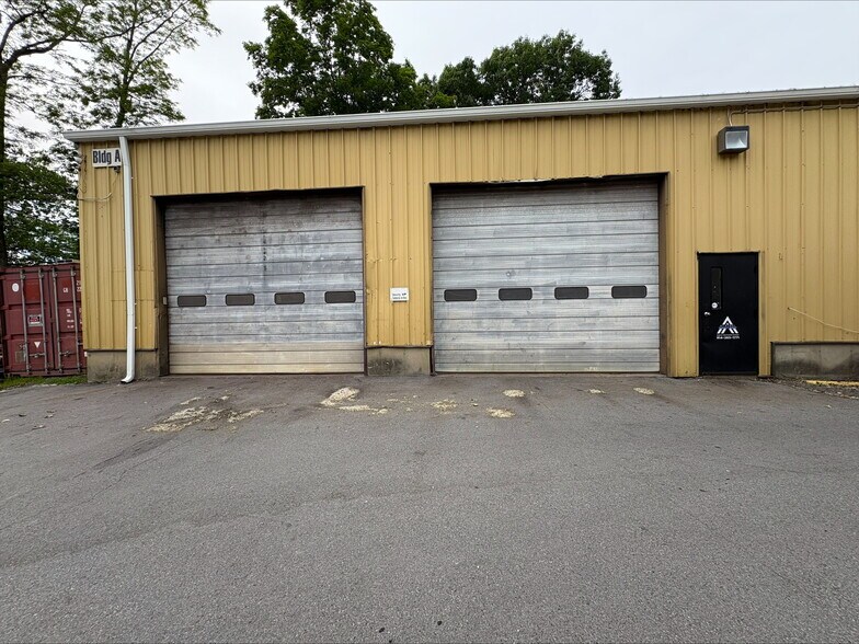 More Photos Of 37A Old Albany Post Rd, Ossining Warehouse For Sale