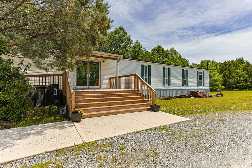 More Photos Of 7288 Highway 515 N, Ellijay Religious Facility For Sale