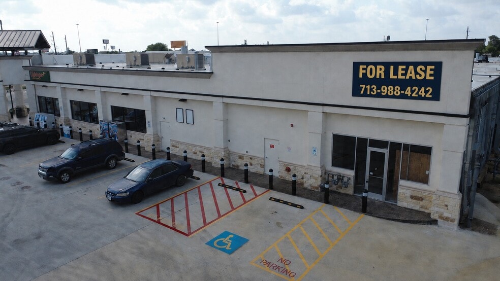 More Photos Of 11502 S Wilcrest Dr, Houston Storefront For Lease