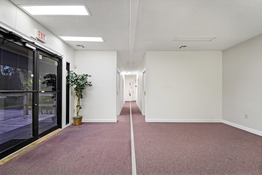 More Photos Of 1535 State Road 207, Saint Augustine Office For Lease