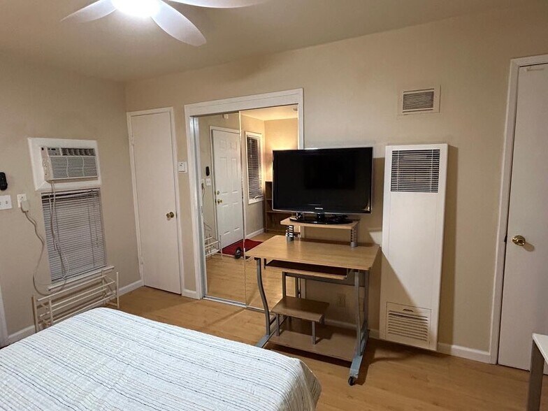More Photos Of 935 Pomeroy Ave, Santa Clara Apartments For Sale