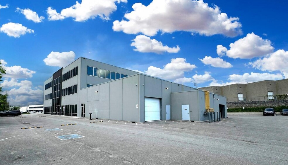 More Photos Of 2875 14th Av, Markham Office For Sale