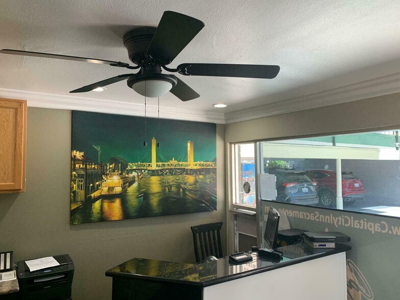 More Photos Of 430 16th St, Sacramento Hotel For Sale
